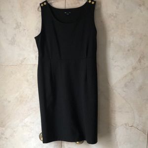 Old Navy Dress. Gold shoulder buttons.